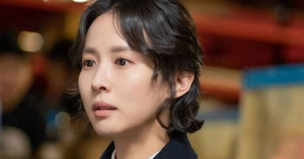 A Deep Dive into Cho Yeo-Jeong's Relationships