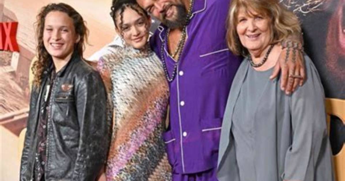 A Journey Through "Jason Momoa Parents Photos"