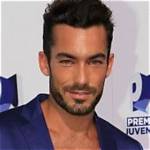 Aaron Diaz Biography, Age, Wife, Movies, Songs