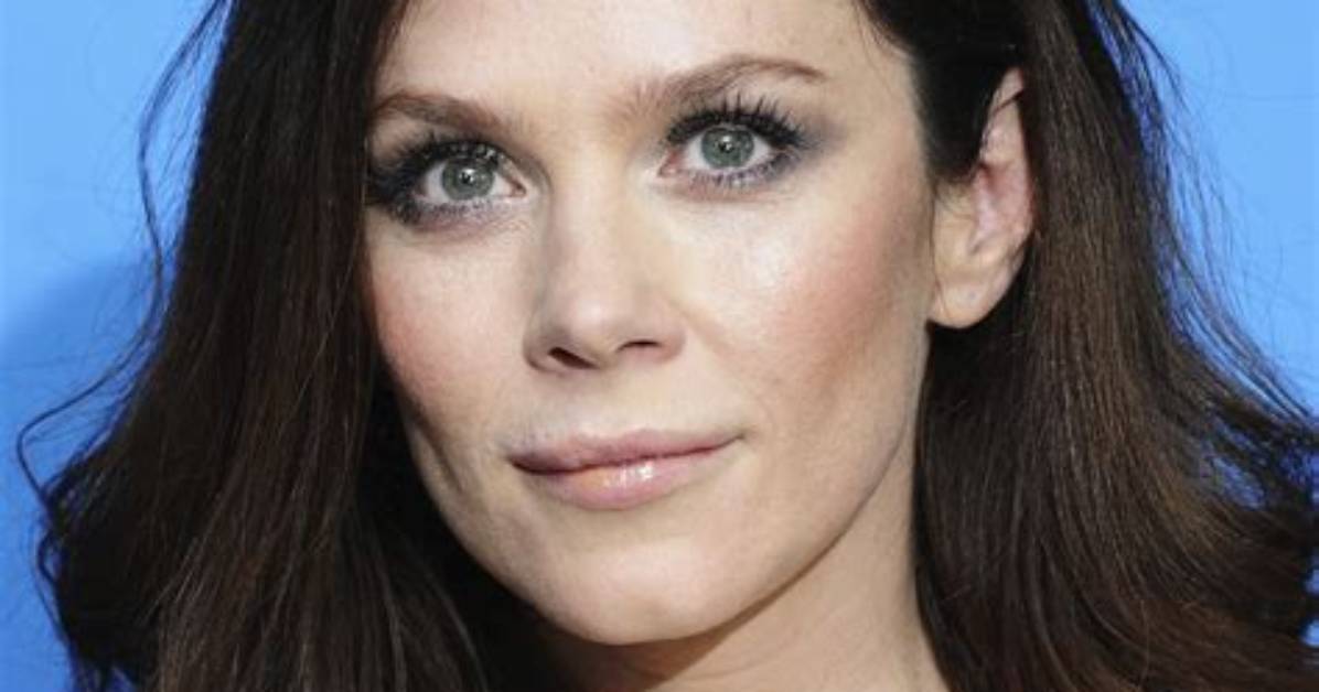 Anna Friel Admits She Loves Being a Sexy Blonde Bombshell Who Uses Her Body to Get What She Wants In