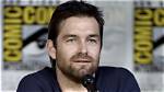 Antony Starr in 2004: a Year of Transformation