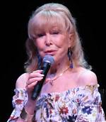 Biography of Barbara Eden: the Iconic Star of "I Dream of Jeannie"
