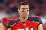Cameron Brate Salary, Net Worth, Contract, Height, Weight, College