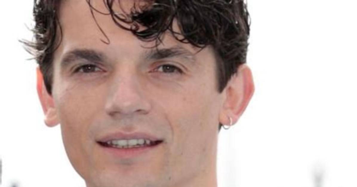 Exploring the Charismatic Role of Edward Bluemel in the Crown