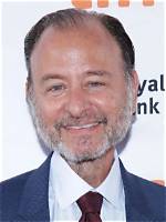 Fisher Stevens Illness and Health, What Happened to Fisher Stevens Neck? ·