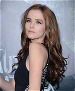 Is Zoey Deutch Gay? Age, Height, Net Worth
