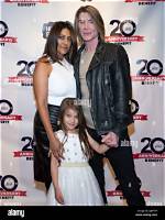 John Rzeznik Wife, Daughter, Age, Height, Net Worth, Bio
