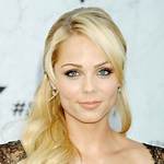 Laura Vandervoort Bio, Husband, Height, Age, Dating, Boyfriend, Net Worth ·