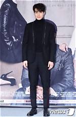 Lee Dong Wook Height in Feet: Uncovering the Truth