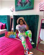 Mz Skittlez |