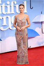 Naked on the Red Carpet: a Bold Fashion Statement