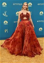 Rhea Seehorn Finally Picks up Emmy Award