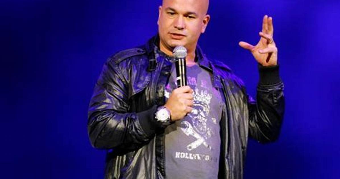 Robert Kelly Net Worth | Snogblogy