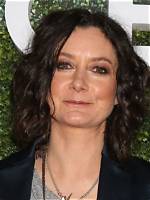 Sara Gilbert Biography, Age, Height, Husband, Net Worth, Family
