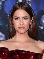 Shelley Hennig's Age and Its Significance