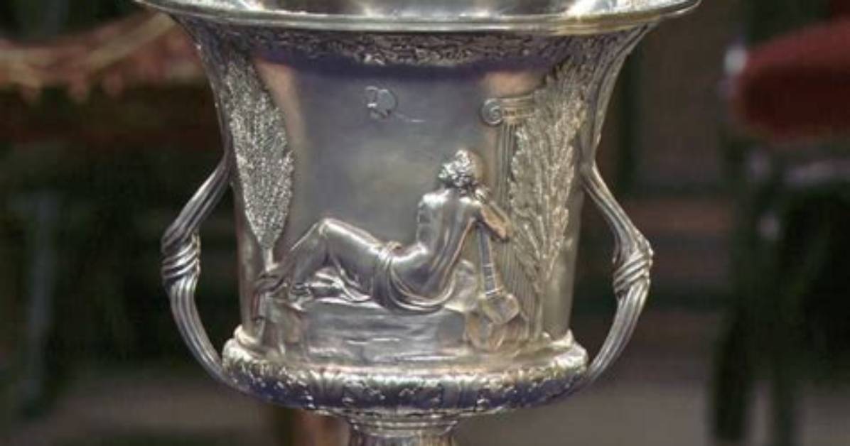 The Most Expensive Item on 'Antiques Roadshow' Is a Simple Accessory ·