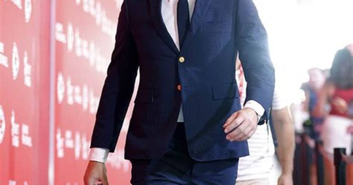 Travis Kelce Game Day Fit: an in-Depth Look