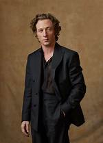 Uncover Jeremy Allen White's Height: Essential Insights