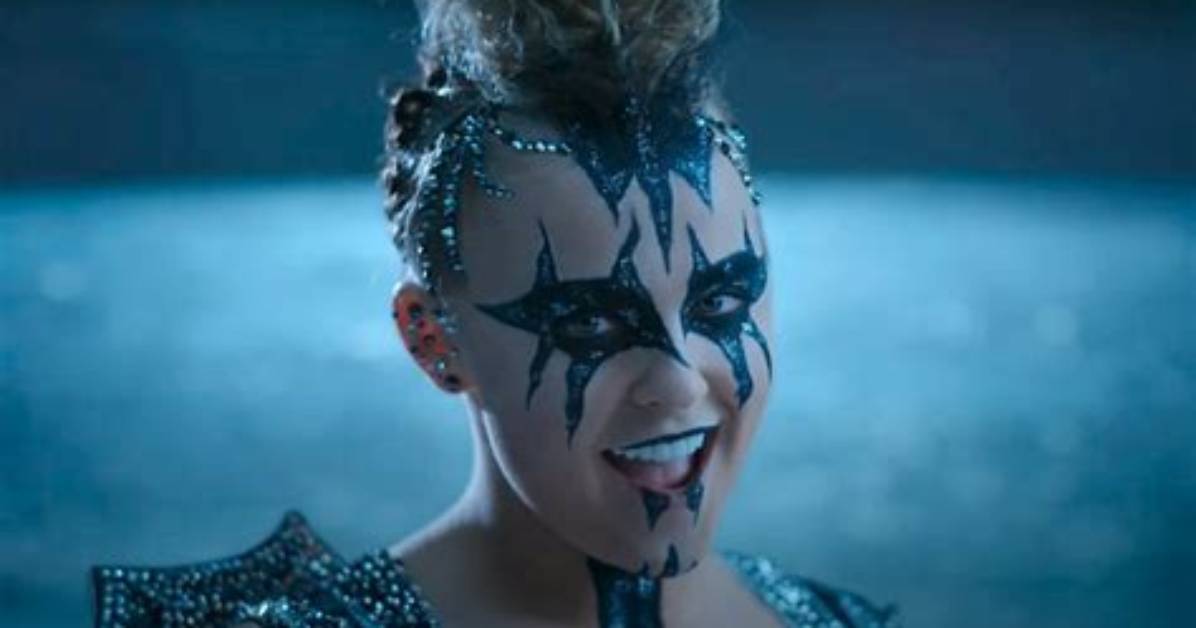 Unleashing Creativity with Jojo Siwa Karma Makeup
