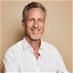 Unlocking the Wisdom of Mark Hyman: a Journey Through Health and Nutrition