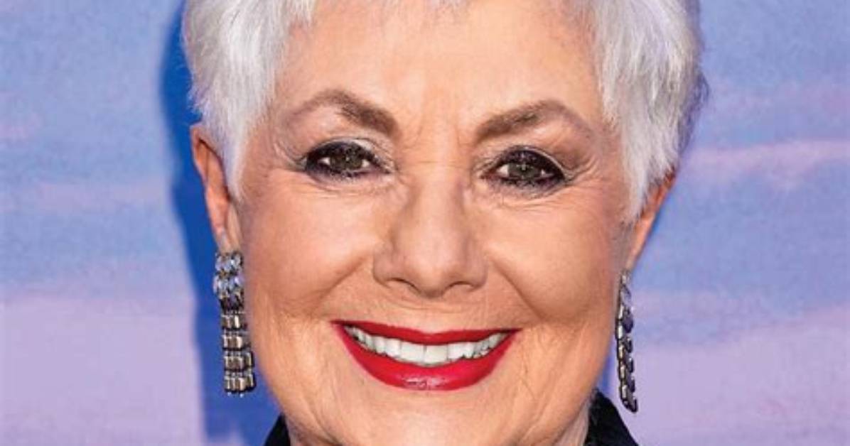 Unravel the Enchanting Story of Shirley Jones: a Hollywood Icon