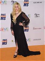 Unveiling Avril Lavigne's Height and Weight: Intriguing Insights Revealed