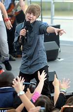 Unveiling the Life of Justin Bieber: a Complete Biography