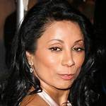 Wanda De Jesus - Bio, Age, Net Worth, Height, in Relation, Nationality, Body Measurement, Career
