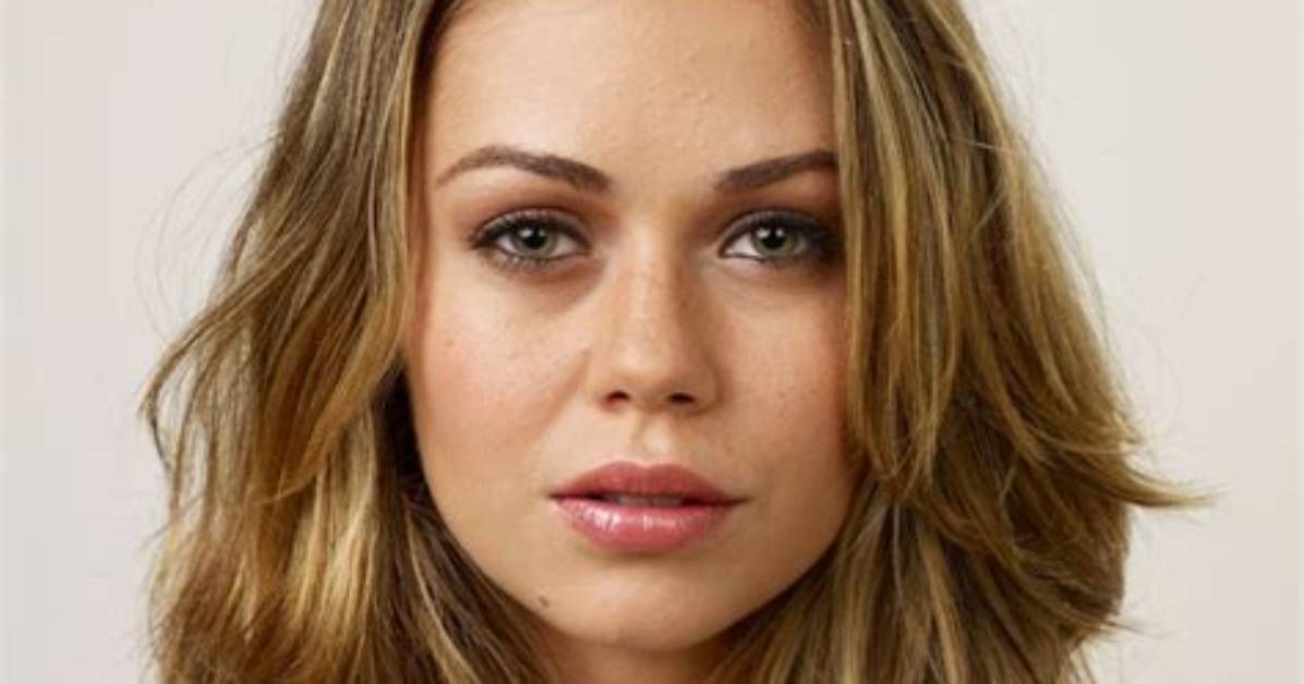 What Happened to Alexis Dziena What Is