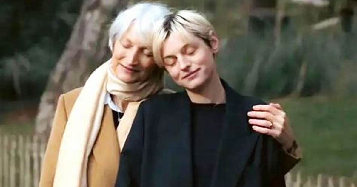 Who Is Juliette Corrin? : Everything About Emma Corrin's Mother