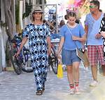Who Is Nia Vardalos Husband and Daughter, What Is Her Net Worth, Here Are Facts