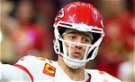 Why Does Patrick Mahomes Wear His Helmet So High? Kansas City Chiefs Quarterback Adopts Unusual on-F